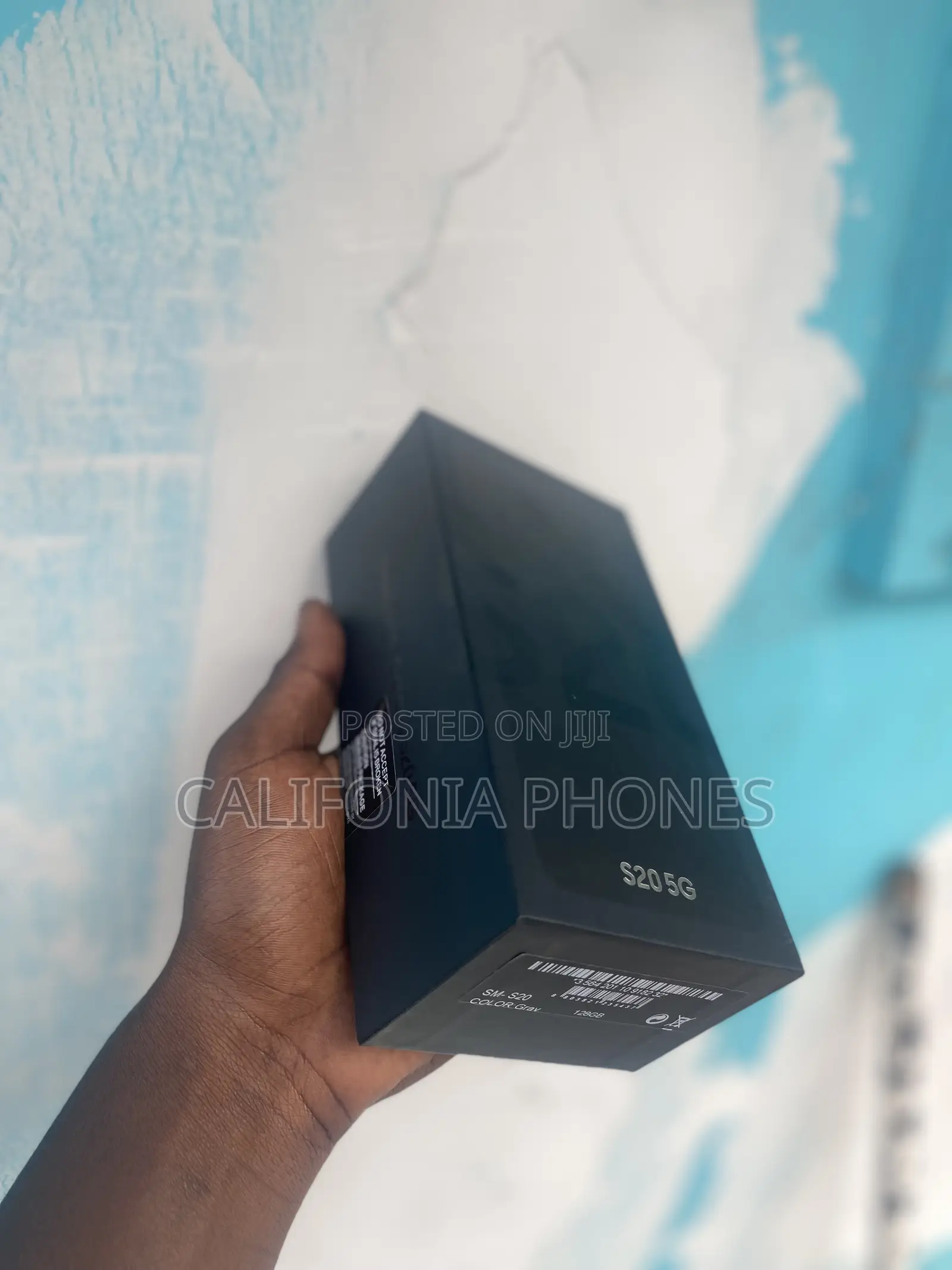 New Samsung Galaxy S20 128 GB Blue