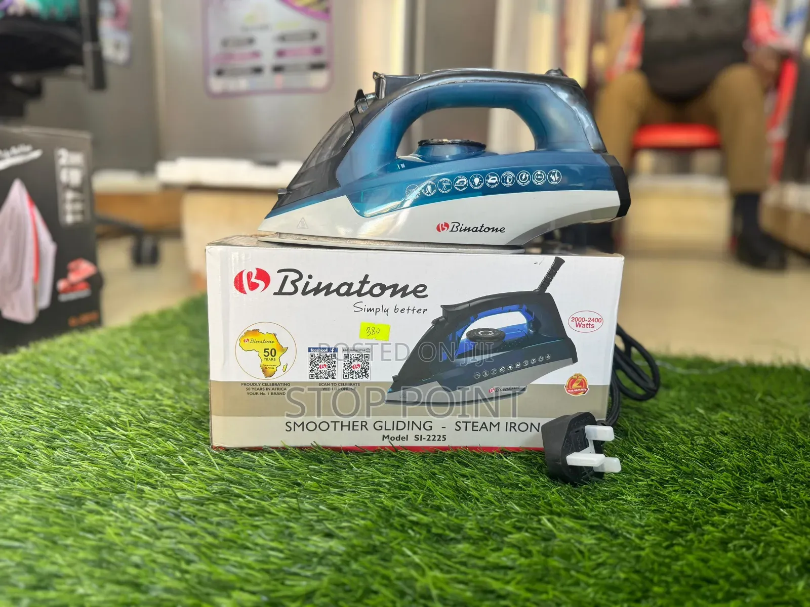 Binatone Smooth Gliding Steam Iron