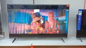 Light Up TCL 50inches Qled Smart Tv Cool TCL 50inches Qled Smart Tv