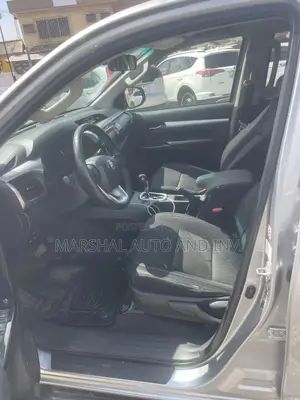 Toyota Hilux SR5+ 4x4 2017 Gray