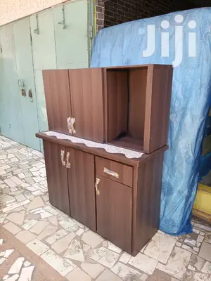 Hot Cake. Top Down Kitchen Cabinet