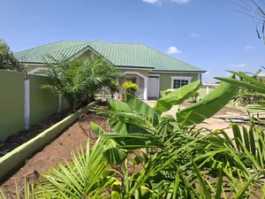 4bdrm House in Mkpa Realty, Tamale Municipal for sale
