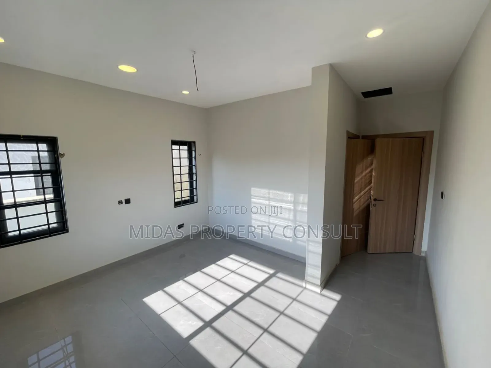 3bdrm House in Sapeiman, Amasaman for sale