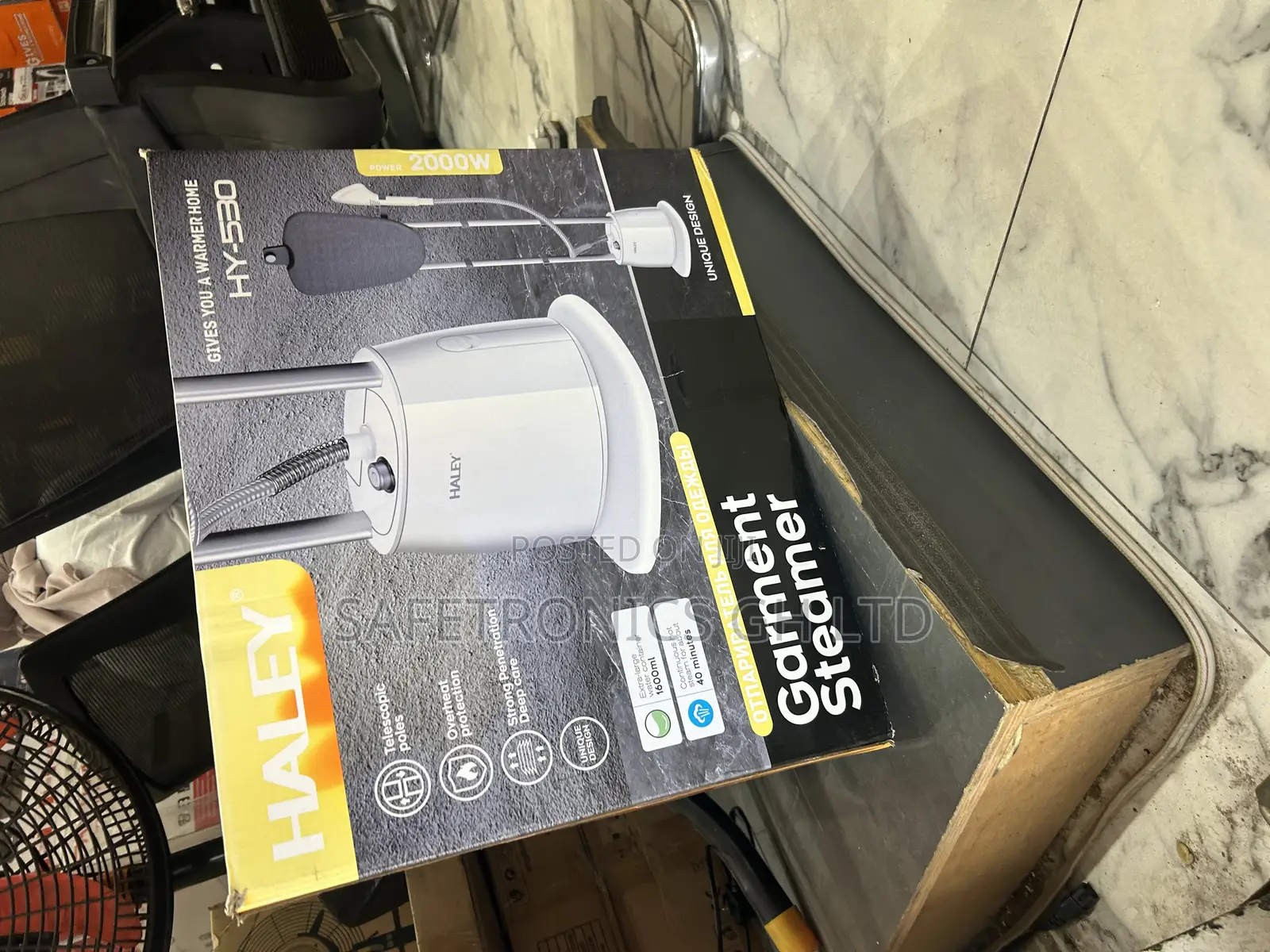 High Quality Haley Electric << Garment Steamer Hy-530 2200 Watts