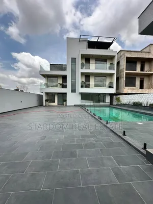 5bdrm Duplex in Adjiringanor, East Legon for sale