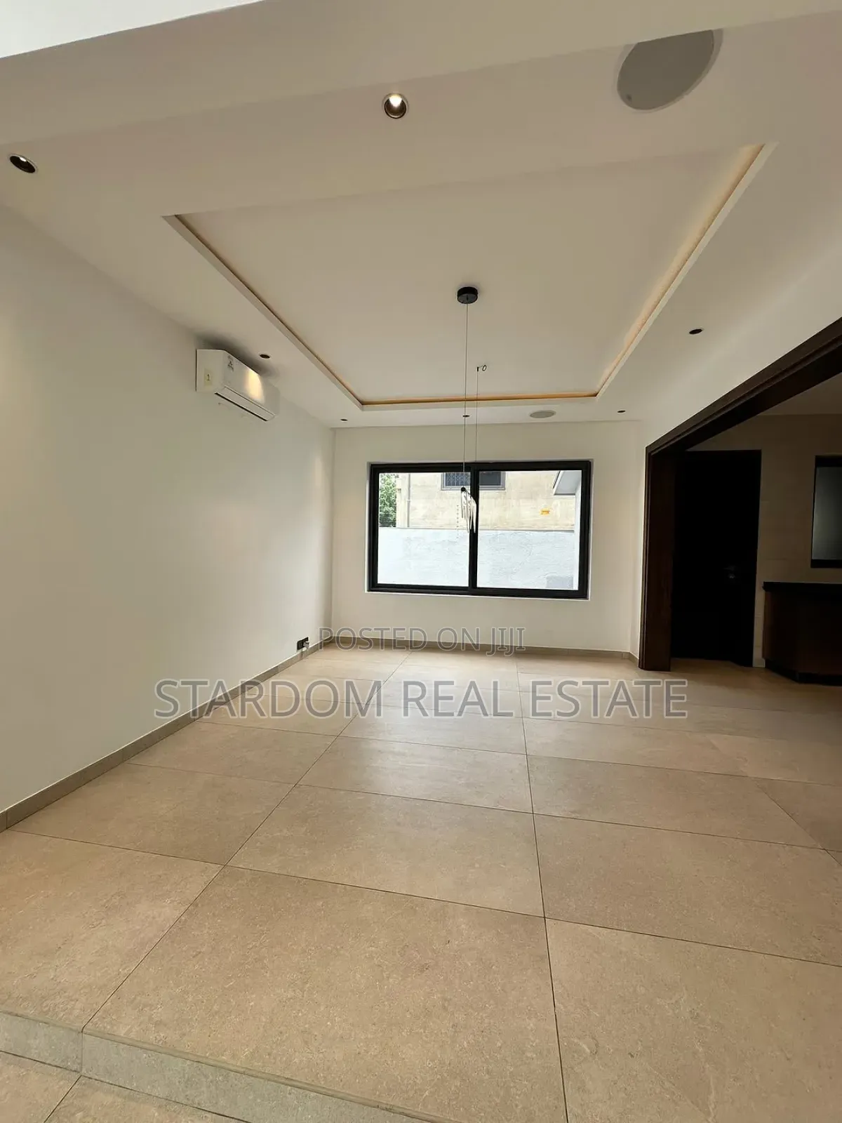 5bdrm Duplex in Adjiringanor, East Legon for sale
