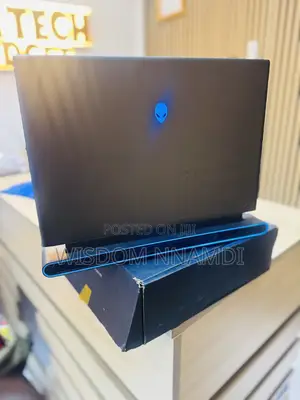 Laptop Dell Alienware M16 R1 16GB Intel Core i7 SSD 1T
