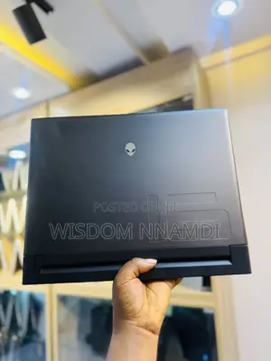 Laptop Dell Alienware M16 R1 16GB Intel Core i7 SSD 1T