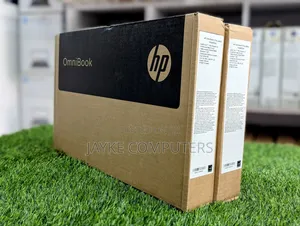 New Laptop HP OmniBook 5 Flip 16GB Intel Core 7 SSD 512GB