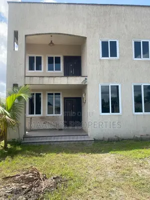 6bdrm House in Ablekuma for sale
