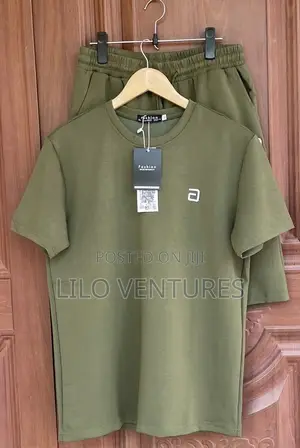 High Quality Men’S 2 Pieces Set (Shorts and T-Shirts)