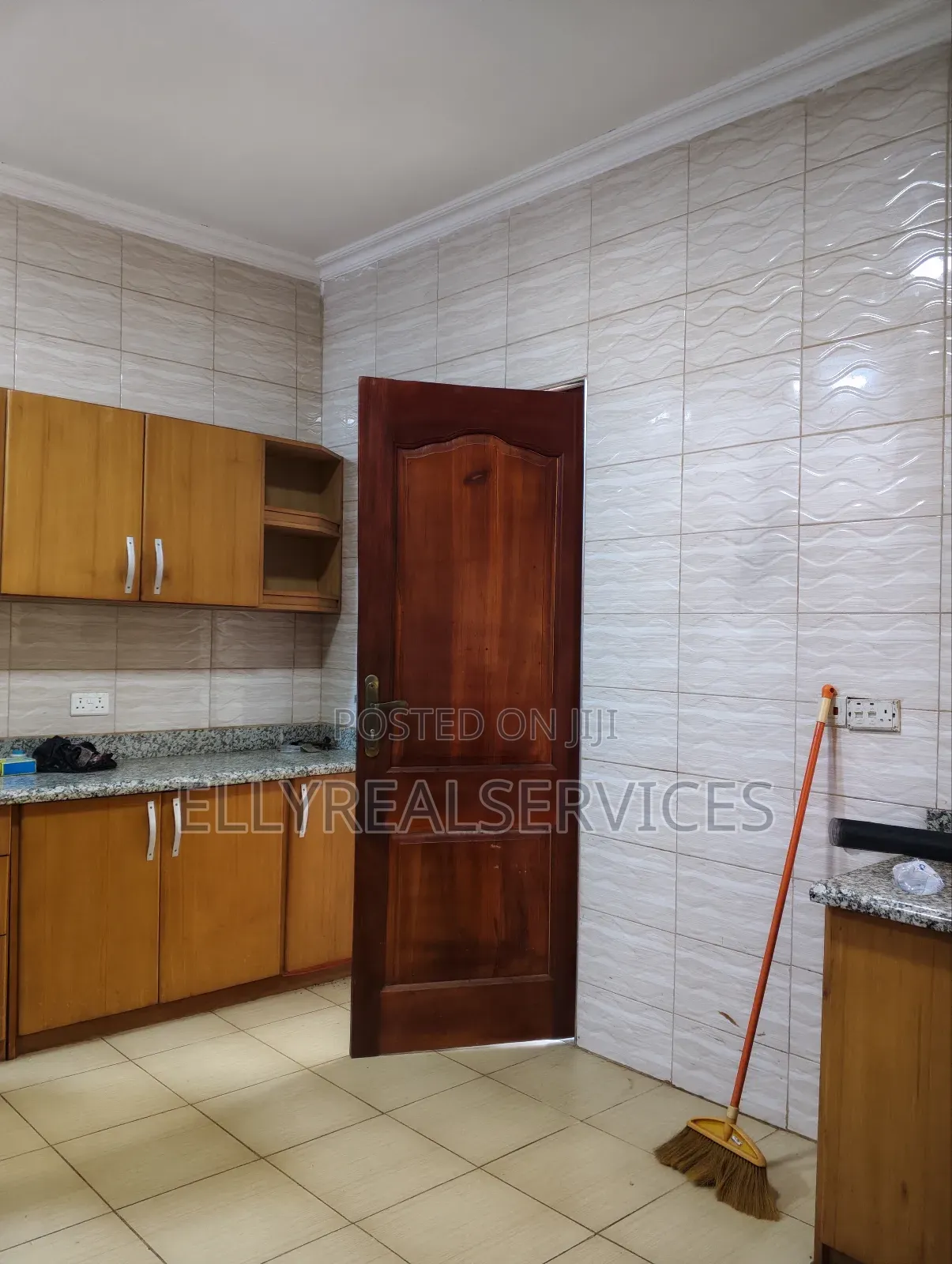 2bdrm House in Ellyrealservices, Oyarifa for rent