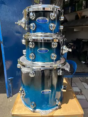 Pearl Decade Maple Drum Set