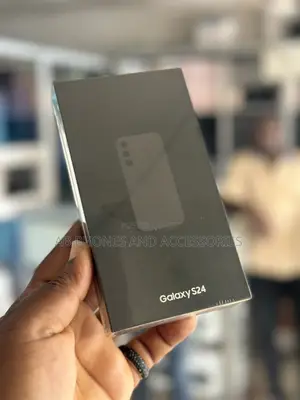 New Samsung Galaxy S24 128 GB Black