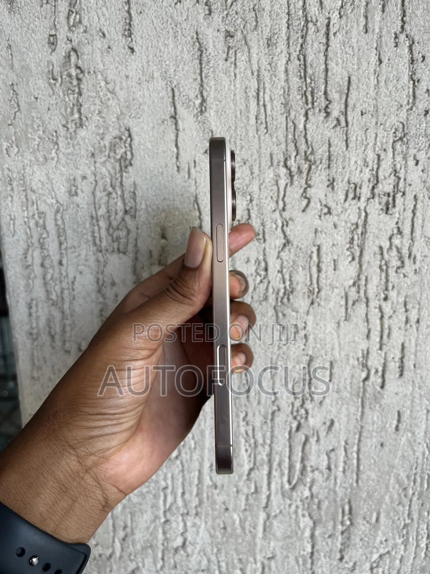 Apple iPhone 16 Pro Max 256 GB Gold