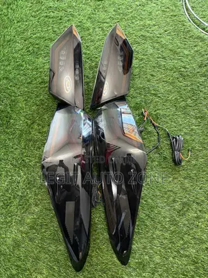 Toyota Camry 2018,2019,2020, Spec Taillights Available