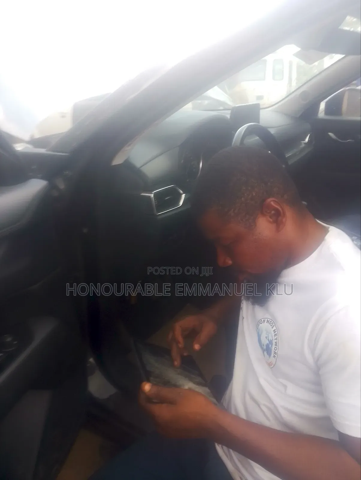 Diagnose and Repair Auto Service