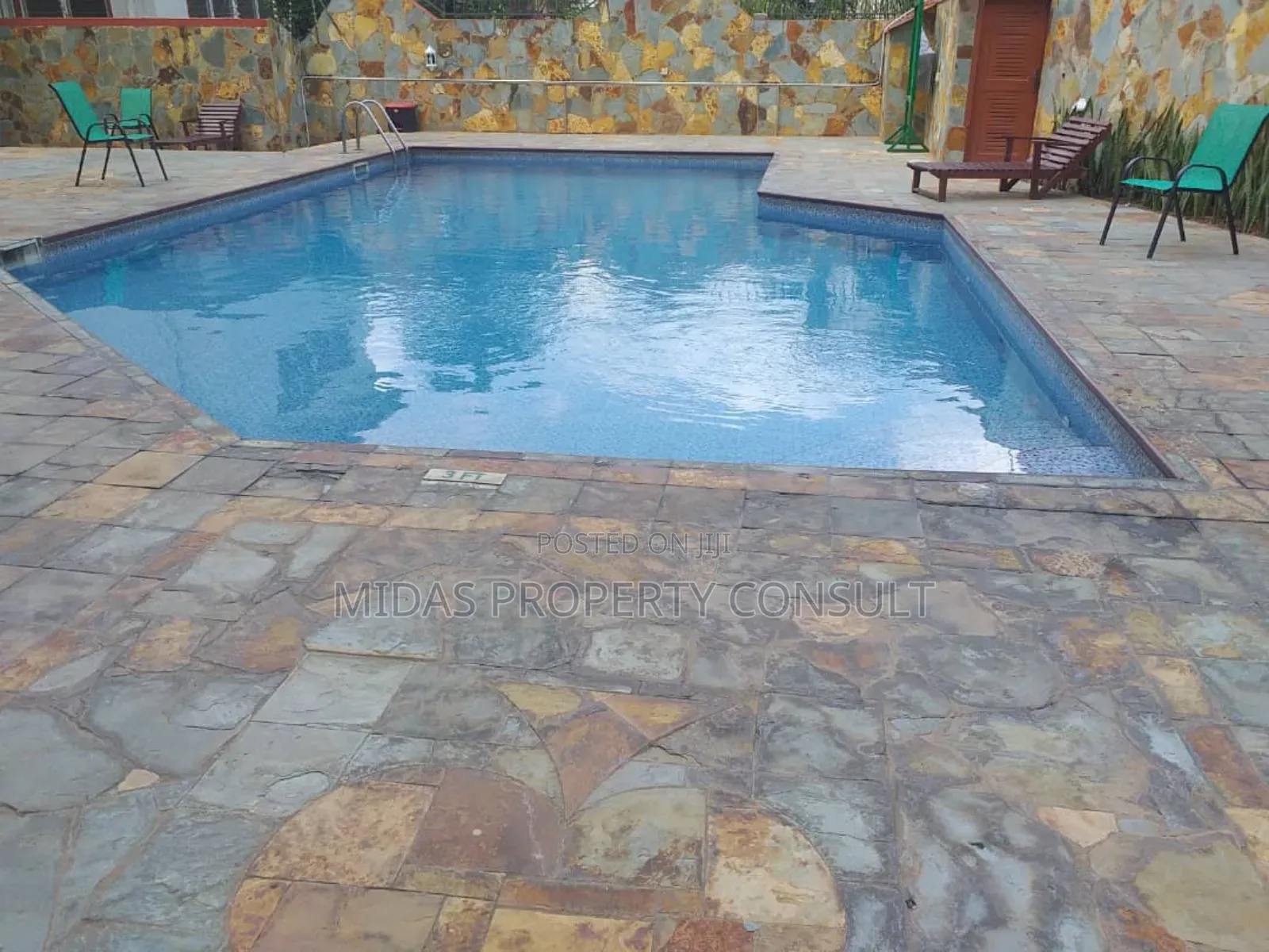 Furnished 3bdrm Apartment in Airport Residential for sale