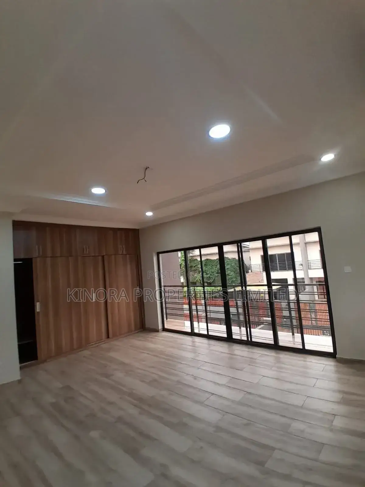 3bdrm Townhouse / Terrace in Adjiganor, Adjiriganor for rent