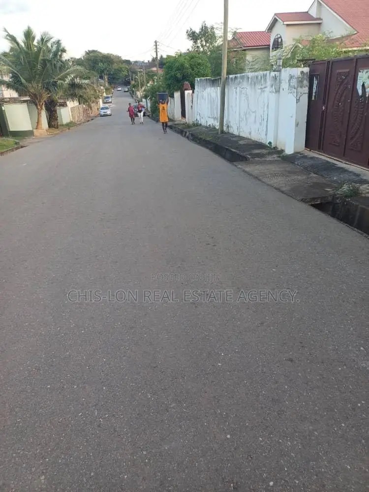 3bdrm House in Achimota Mile 7 for sale
