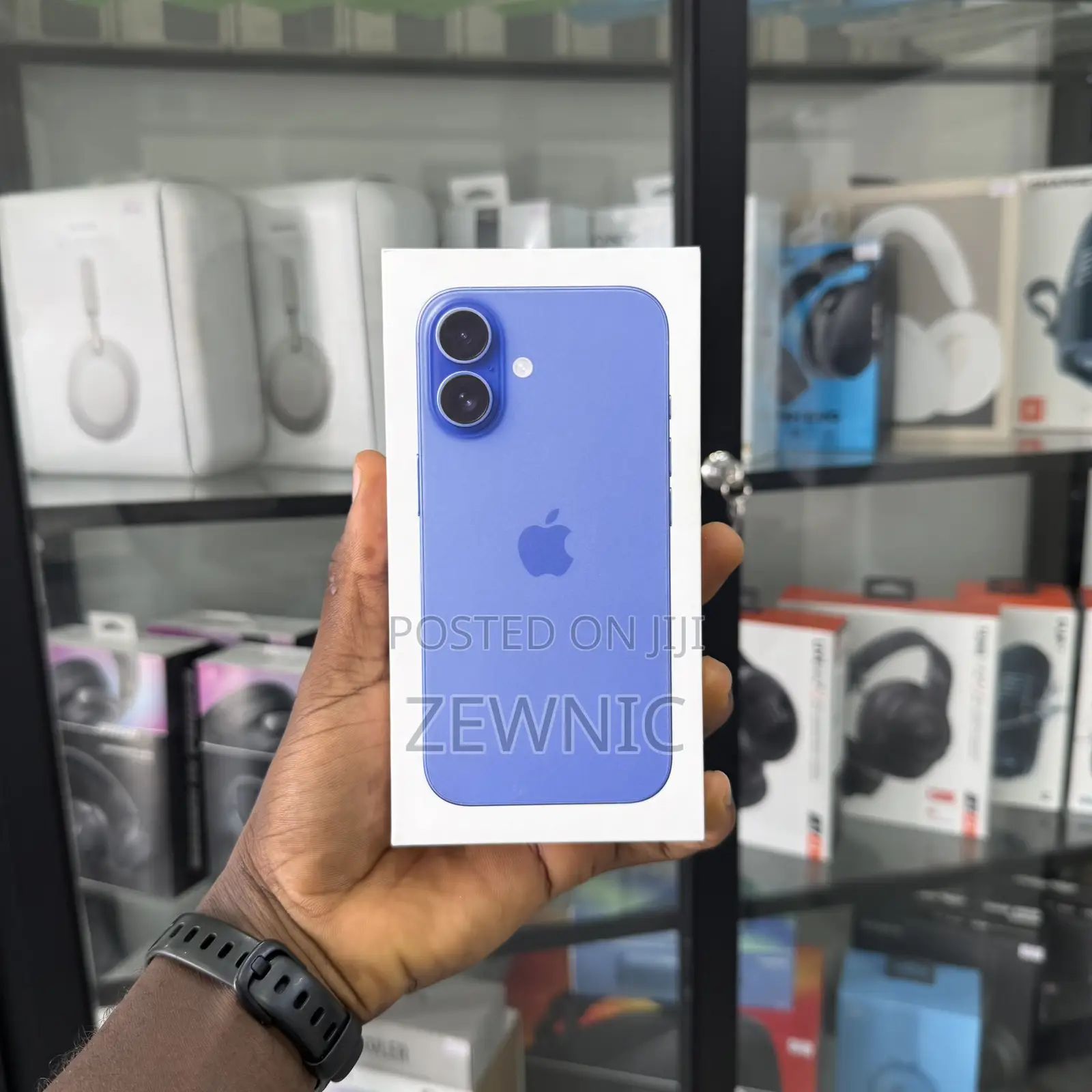 New Apple iPhone 16 128 GB Blue