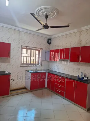 3bdrm House in Spintex, Sakumono for rent
