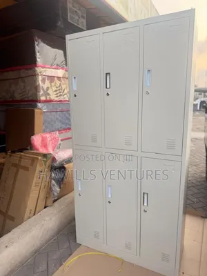 6 Locker Metal Cabinet