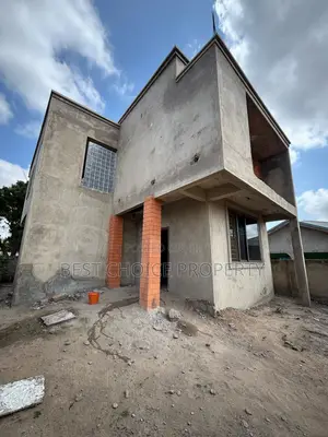 3 Bedroom Duplex House for Sale