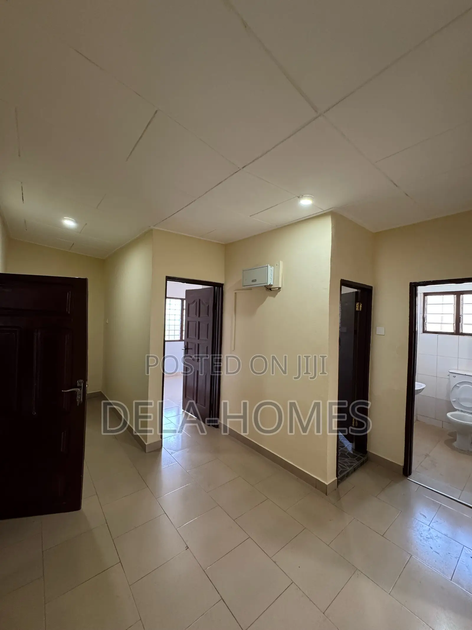 Three-Bedroom Hse for Rent at Adenta 