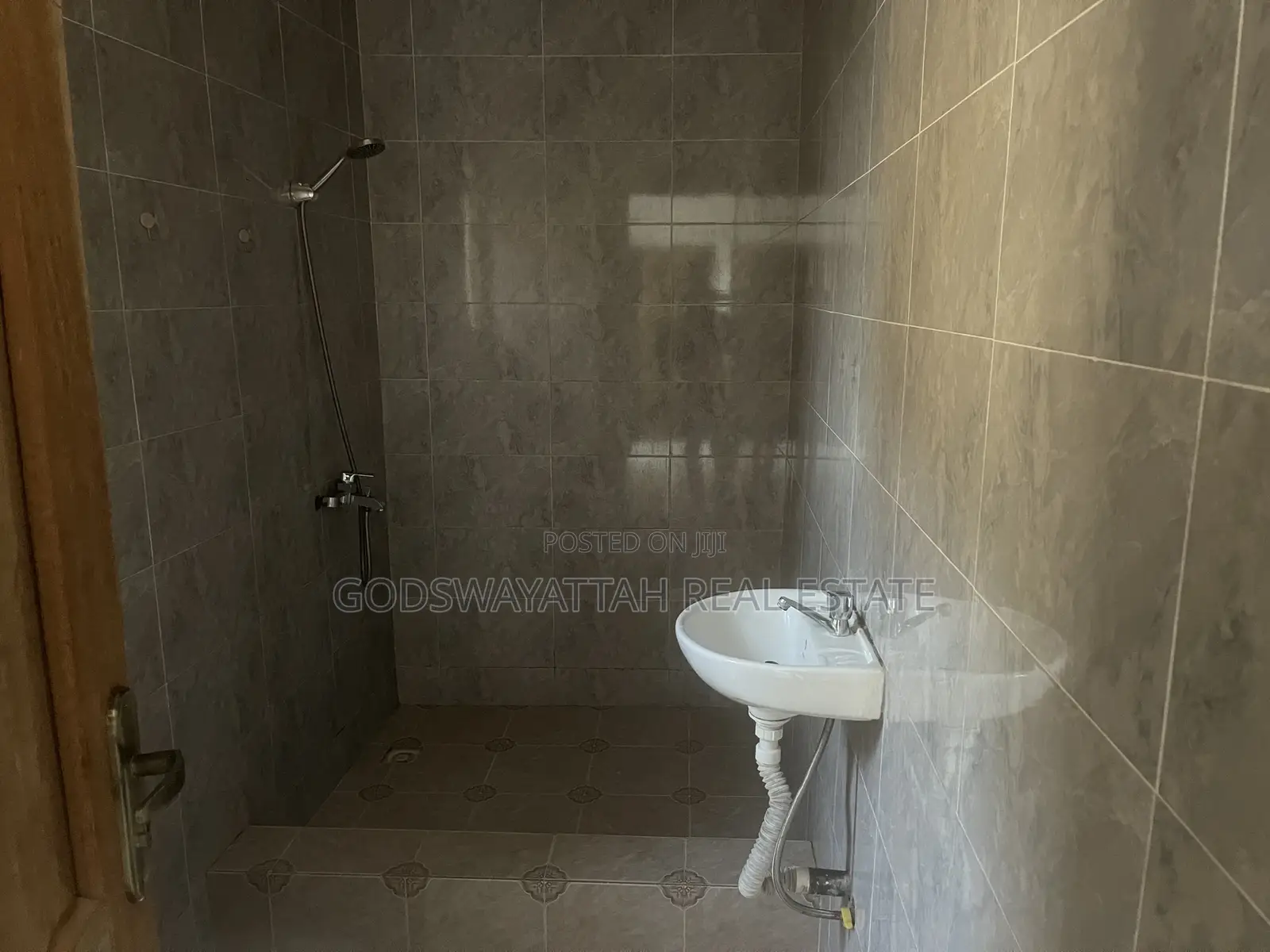 1bdrm Apartment in East Legon, Adjiriganor for rent
