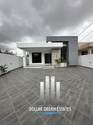 3bdrm House in Adenta for sale