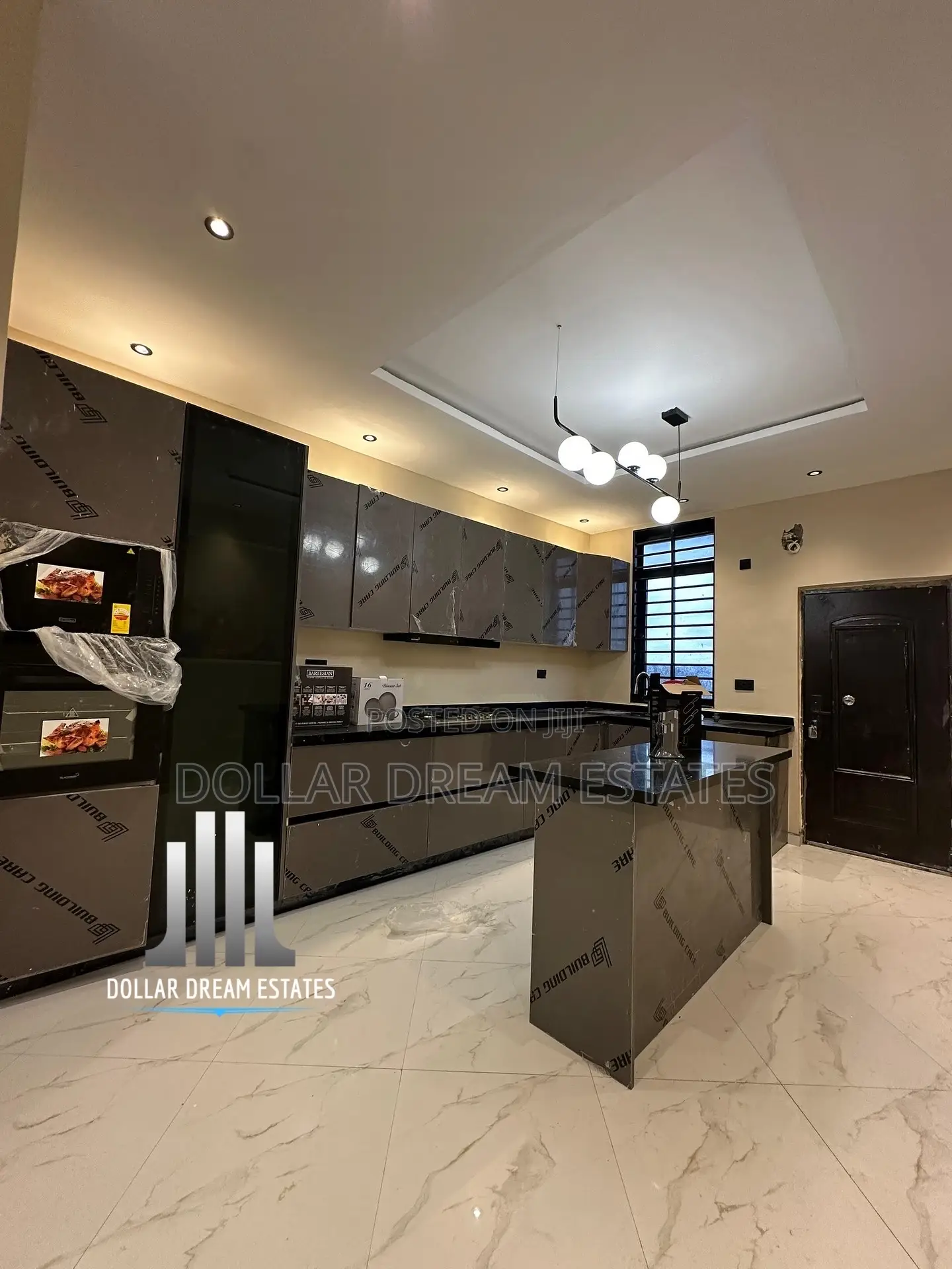 Furnished 4bdrm House in Adenta for sale