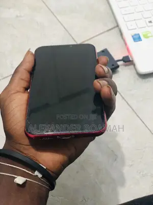 Apple iPhone 11 64 GB Red