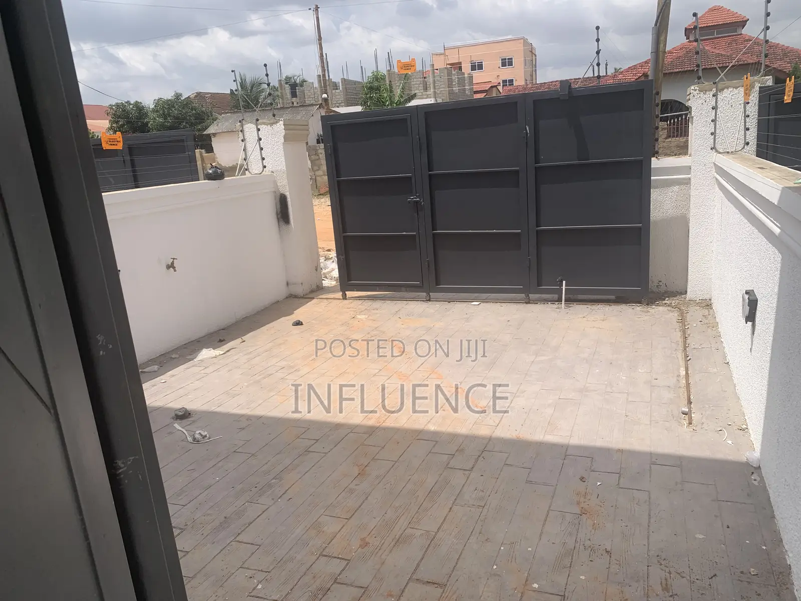 2bdrm House in Botwe, East Legon for sale