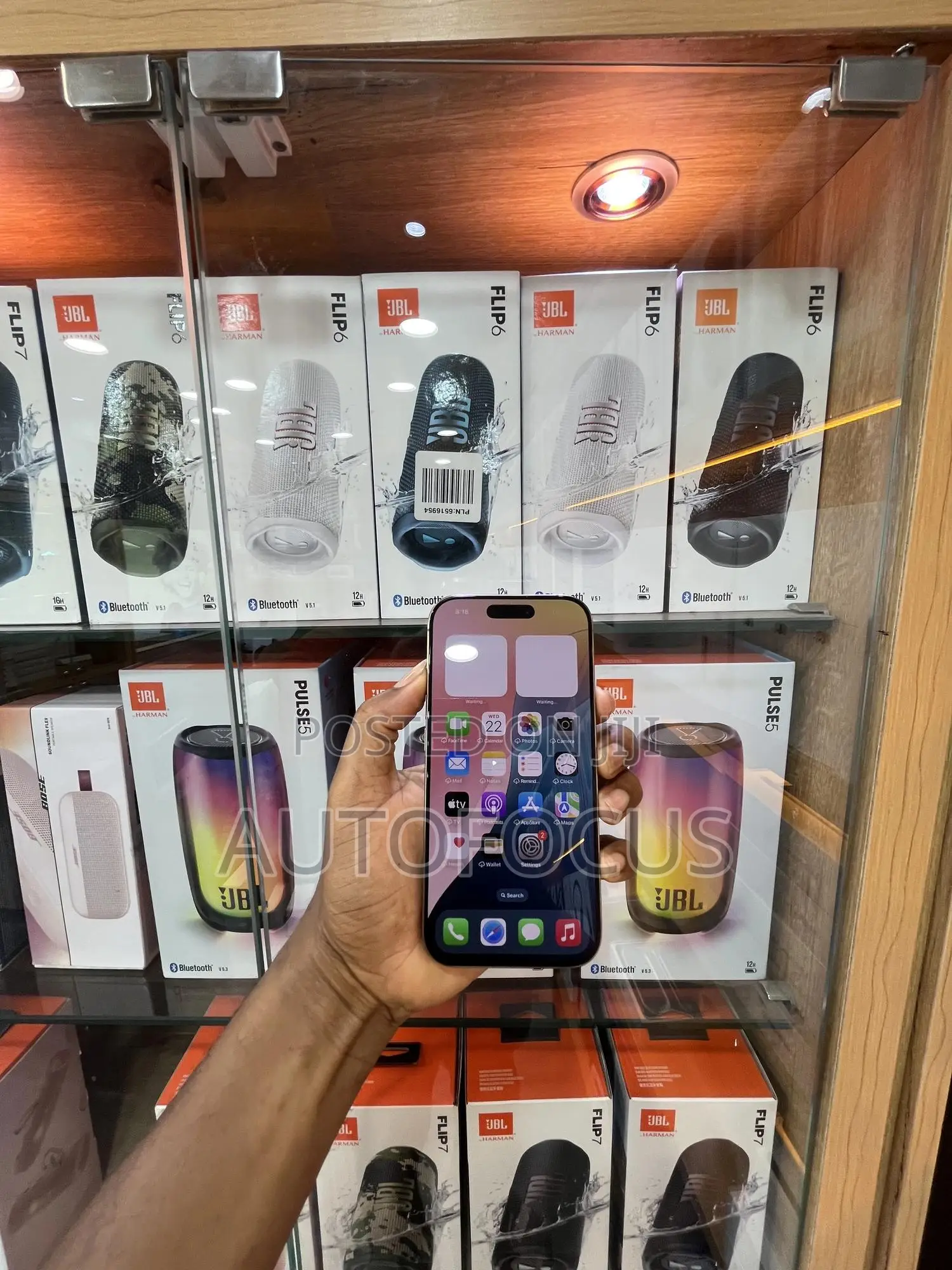 Apple iPhone 16 Pro 128 GB Gold