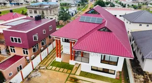 5bdrm House in Lakeside Estates for sale