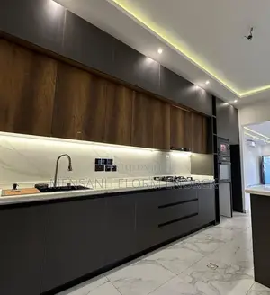 Kitchen Cabinets and Wall Dropp