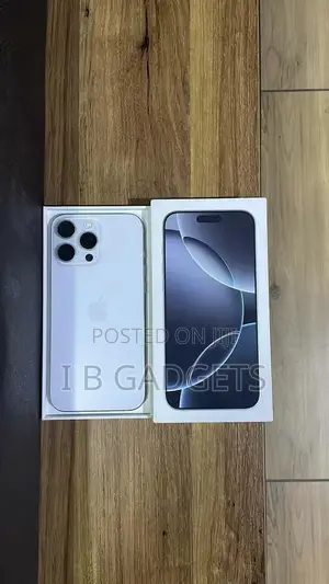 Apple iPhone 16 Pro Max 256 GB White
