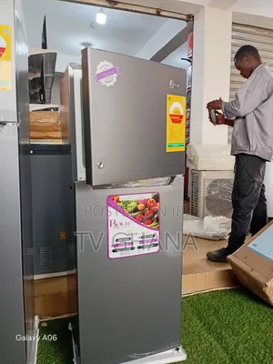 Roch 98 Liters Fridge Freezer – Durable, Stylish Affordable