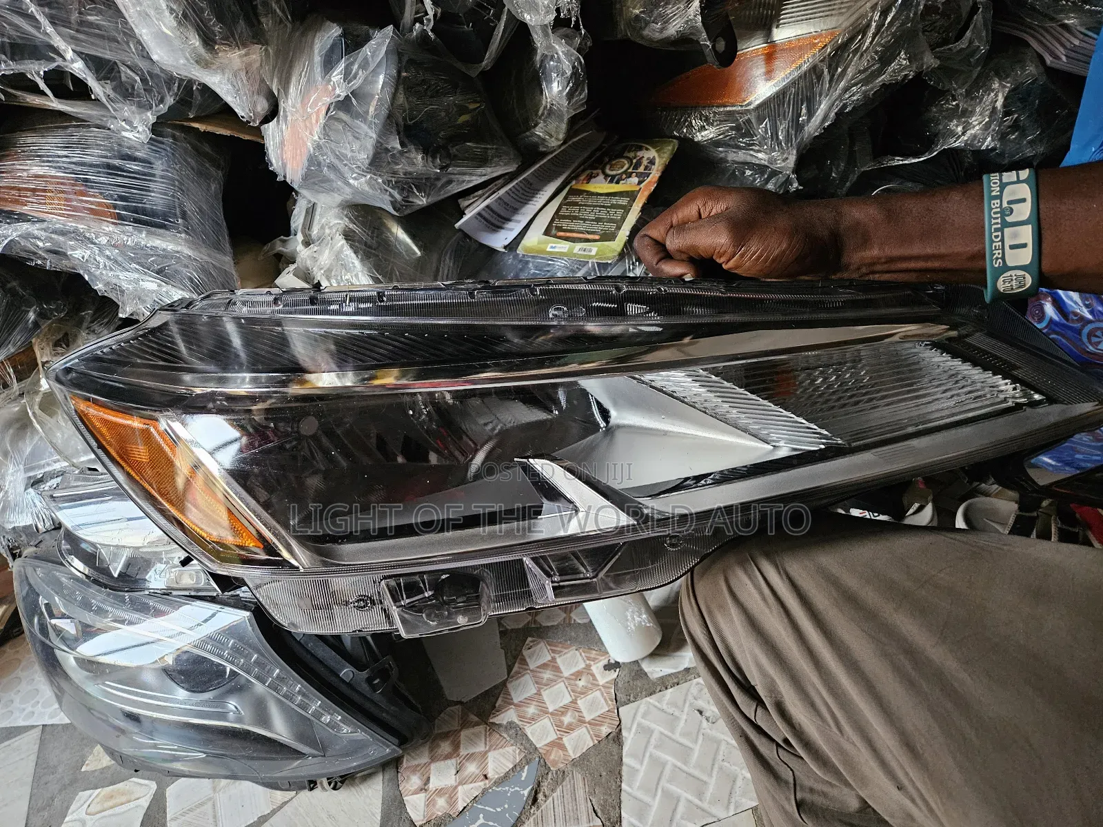 Nissan Kicks Headlight 2023 Right Side