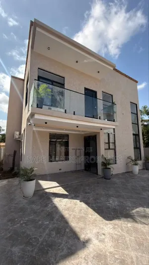 Furnished 4bdrm House in Highways, Accra Metropolitan for sale