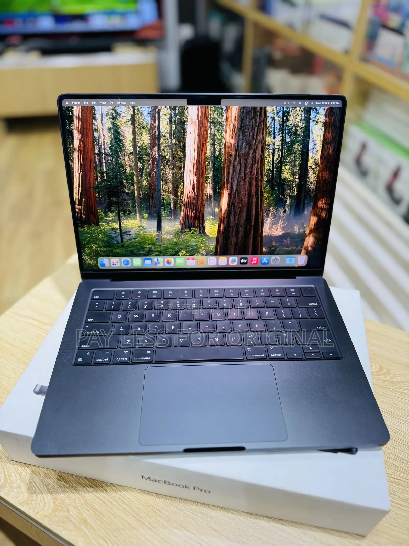Laptop Apple MacBook Pro 2024 M4 14-inch 16GB Apple M4 Pro SSD 512GB