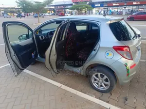 Toyota Vitz for Rent