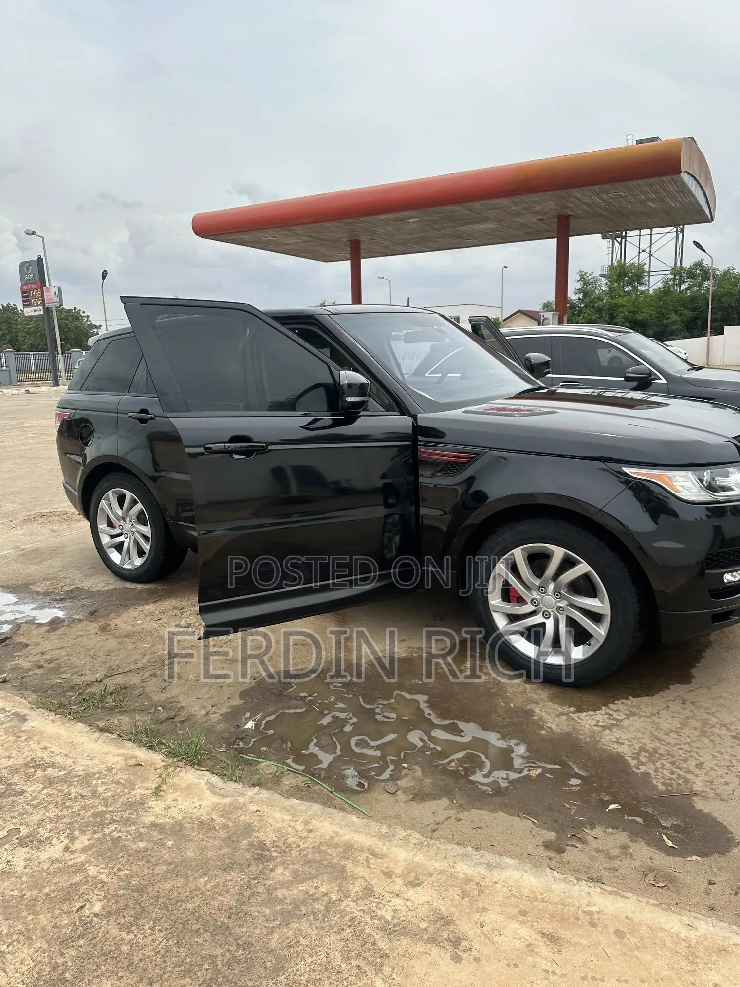 Land Rover Range Rover Sport SE 4x4 (3.0L 6cyl 8A) 2016 Black