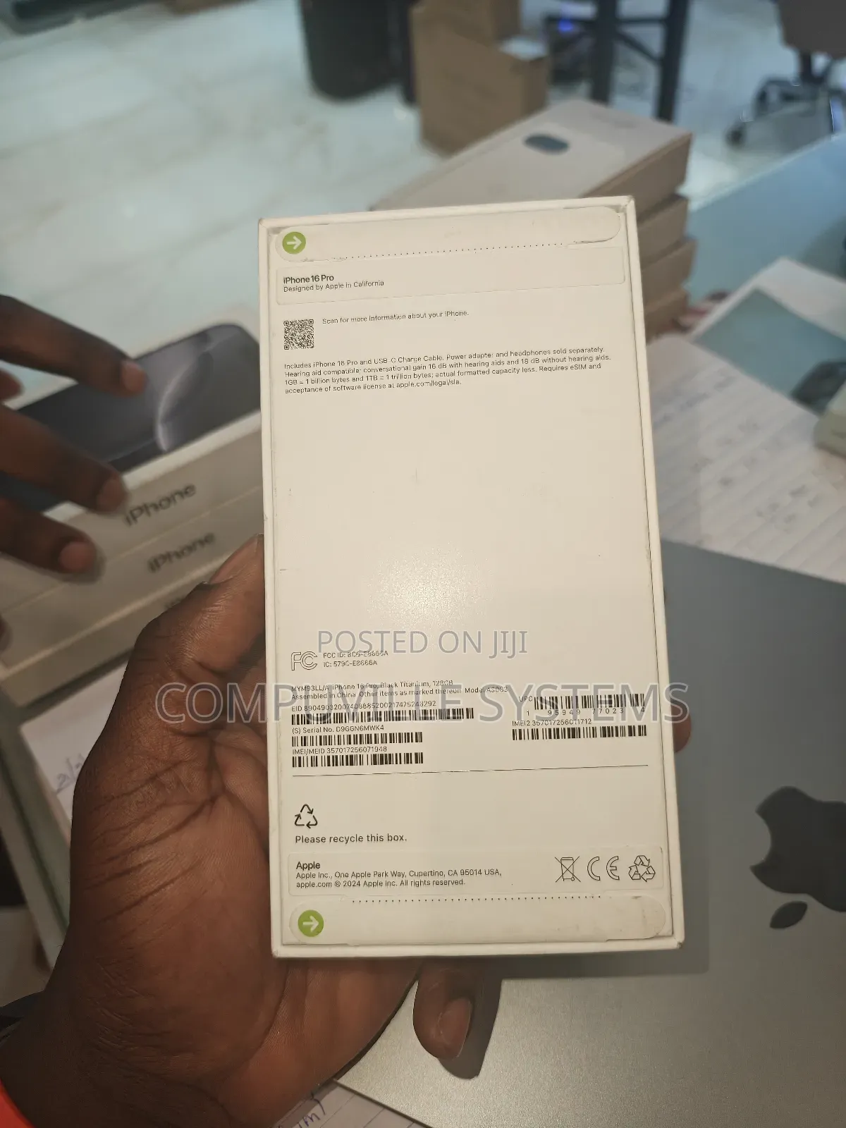 New Apple iPhone 16 Pro 128 GB Black