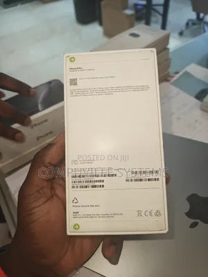 New Apple iPhone 16 Pro 128 GB Black