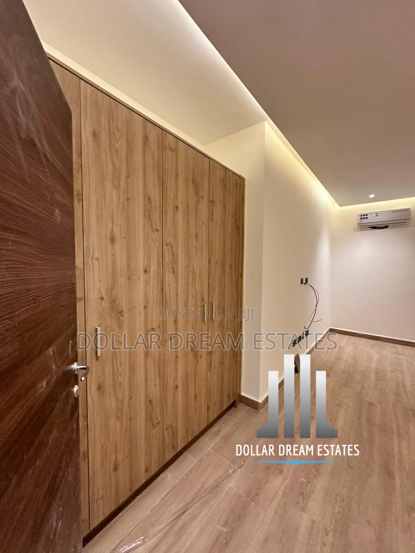 5bdrm House in East Legon for sale