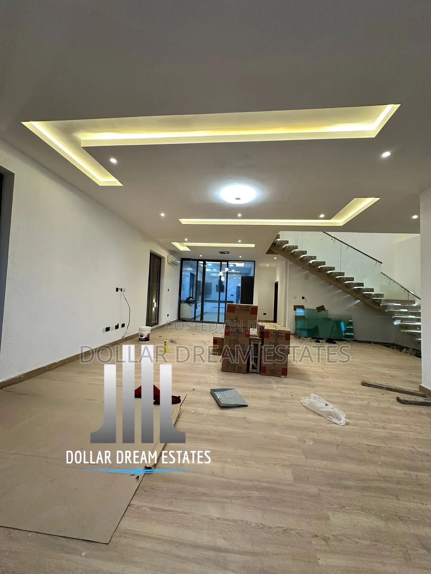 5bdrm House in East Legon for sale