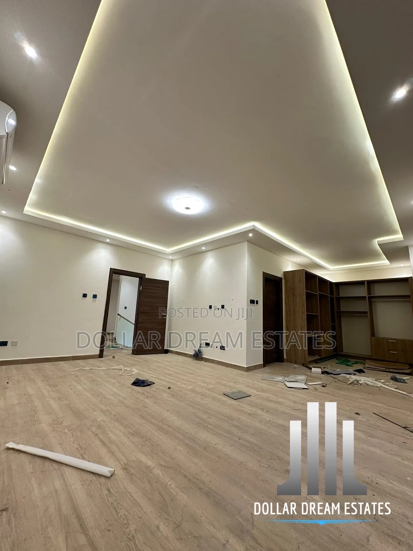 5bdrm House in East Legon for sale