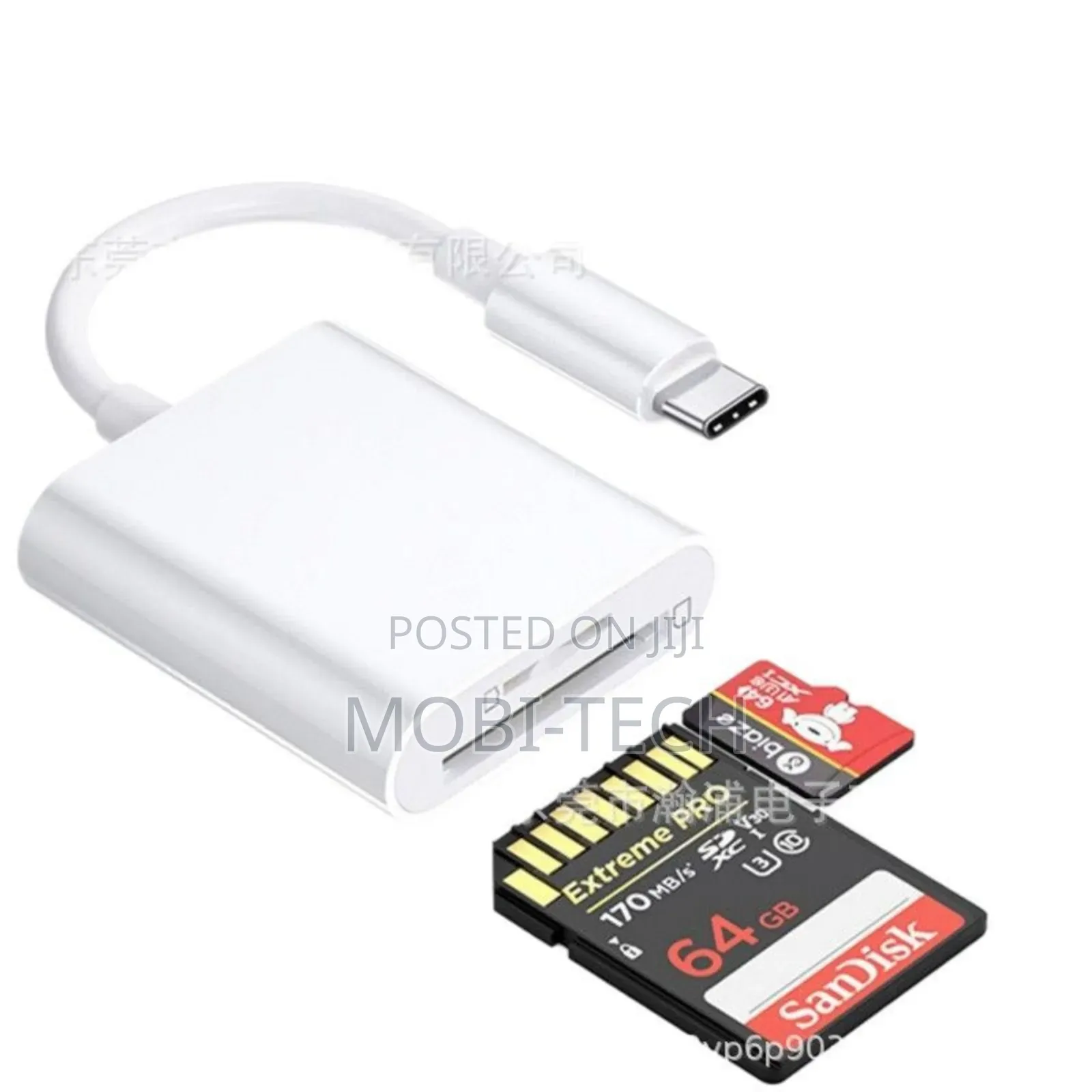 3-in-1 Card Reader With a Lightning Connector